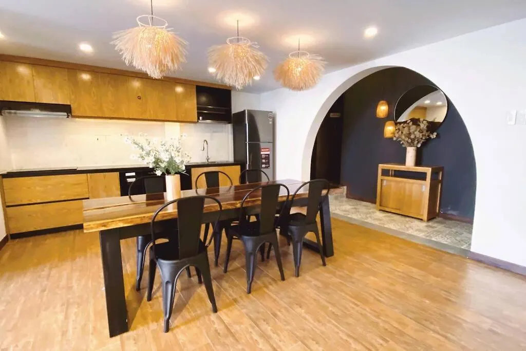 Vakantiehuis H&K House- A Charming Wind Of Nha Trang Beach